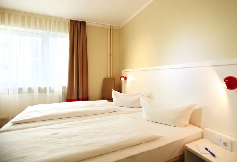 فندق Ostseehalle Kiel By Premiere Classe