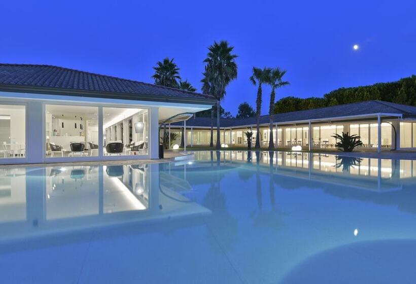 酒店 Paestum Inn Beach Resort