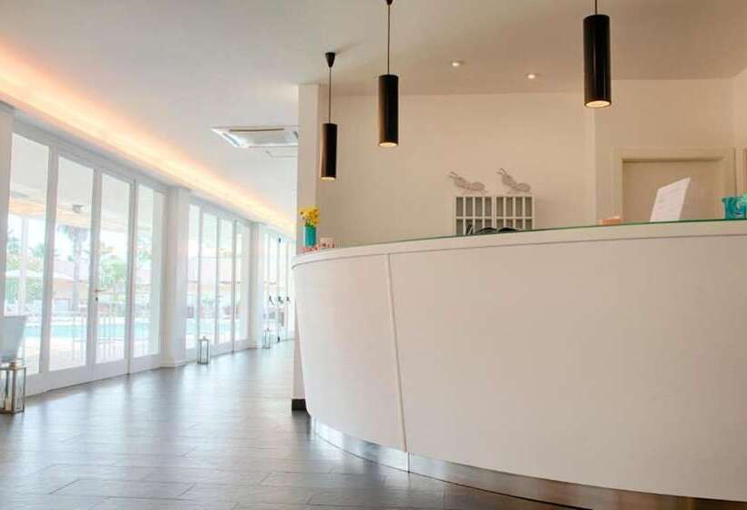 酒店 Paestum Inn Beach Resort