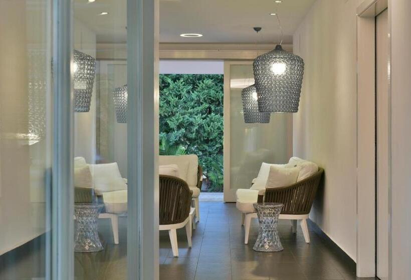 酒店 Paestum Inn Beach Resort