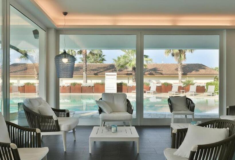 酒店 Paestum Inn Beach Resort