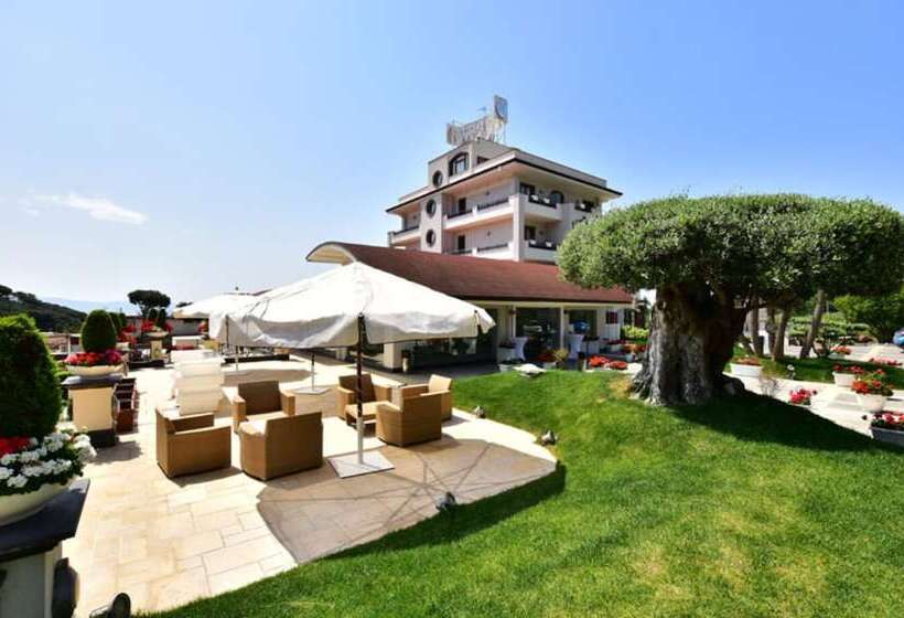 Palazzo Rosenthal Vesuview Hotel & Resort
