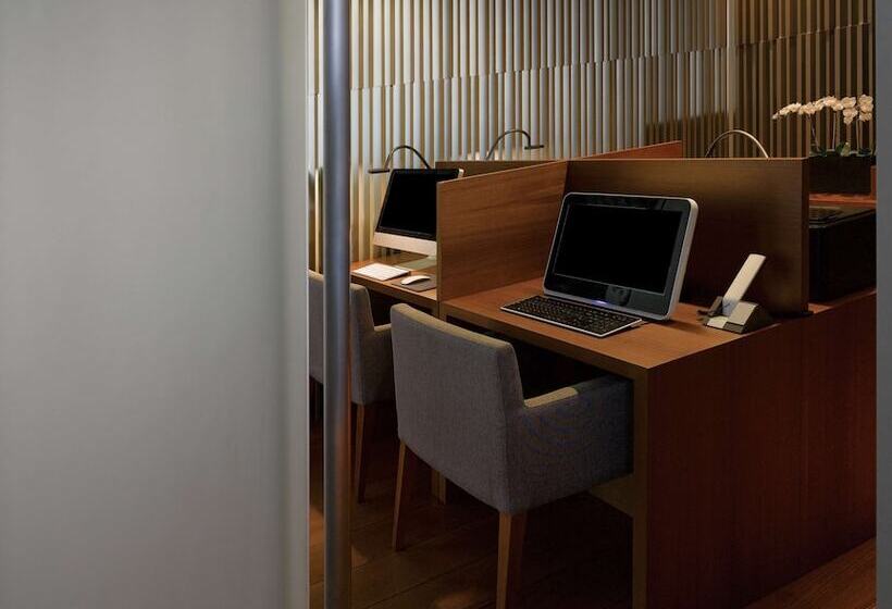 Отель Park Hyatt Seoul