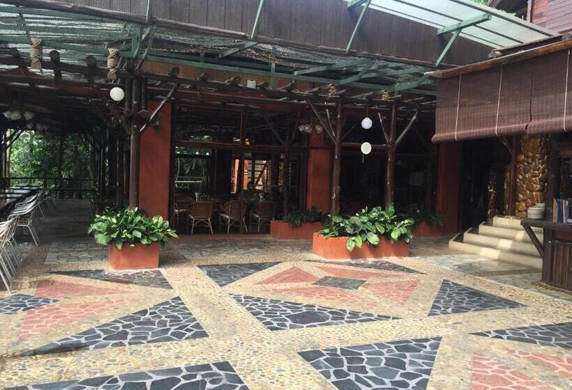 Отель Phu Pha Nam Resort