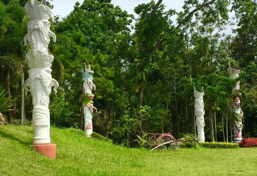 Отель Phu Pha Nam Resort