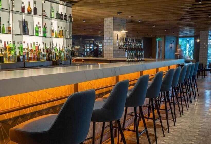 Pillo Hotel & Leisure Club