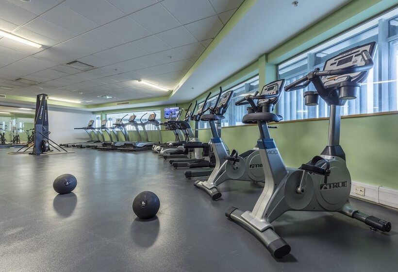 Pillo Hotel & Leisure Club