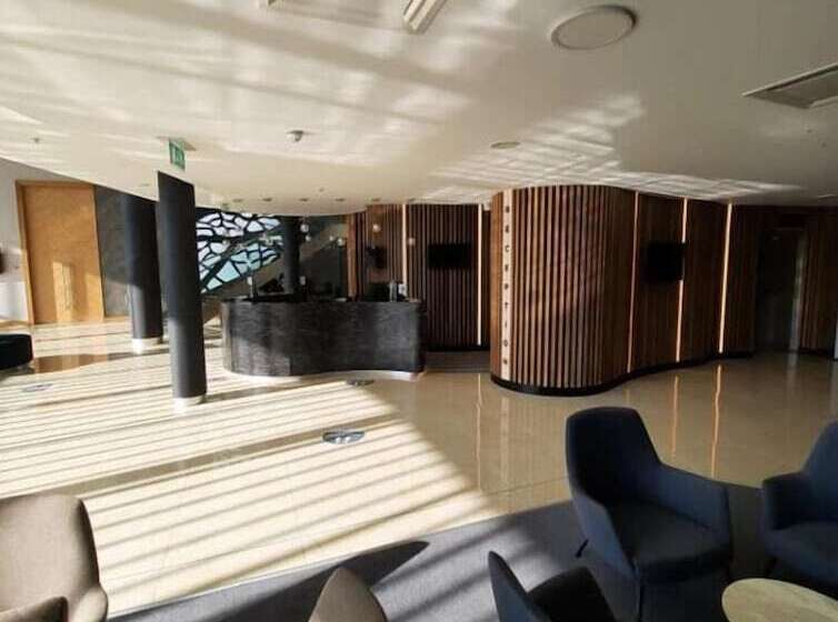 Pillo Hotel & Leisure Club