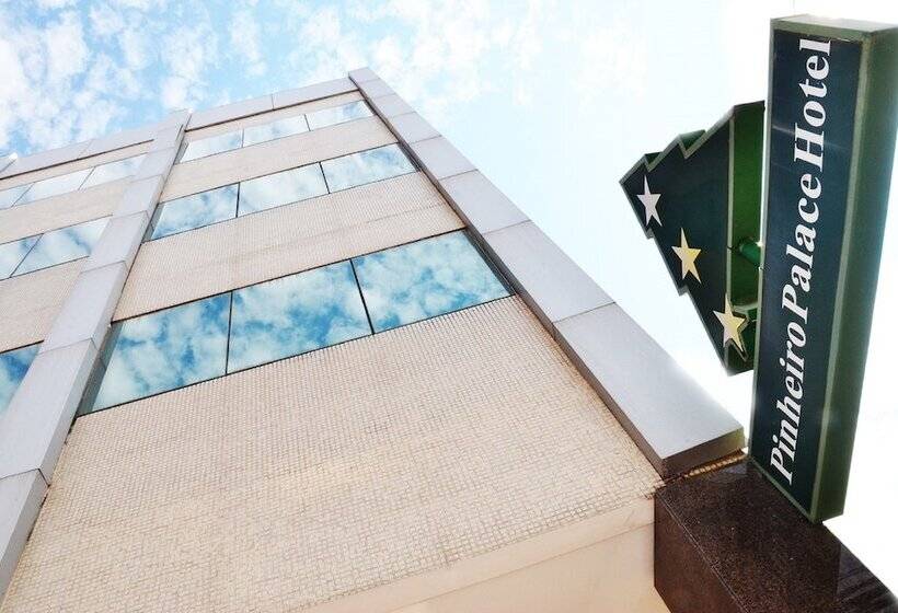 هتل Pinheiro Palace
