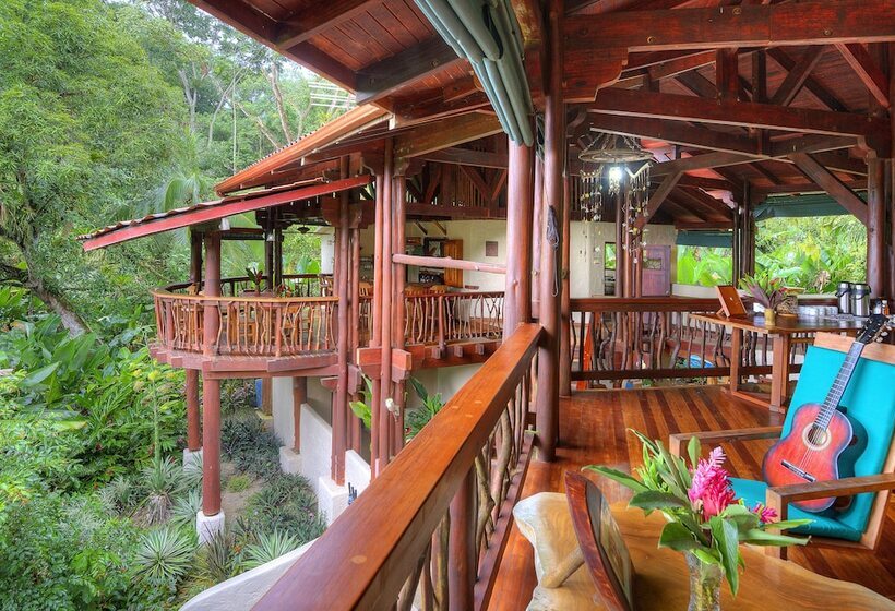 ホテル Playa Nicuesa Rainforest Eco Sanctuary