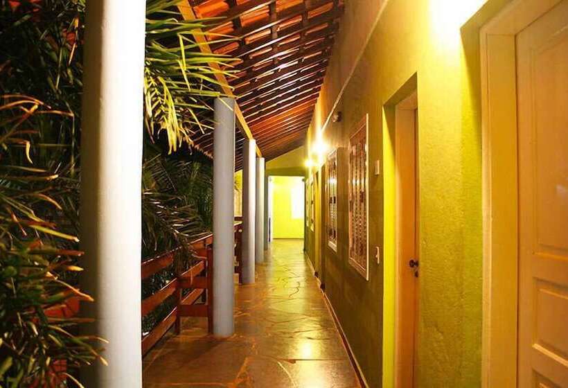 ホテル Pousada Dona Emilia