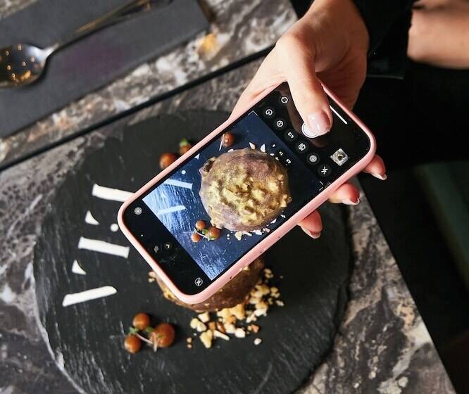 فندق Pullman Santiago El Bosque