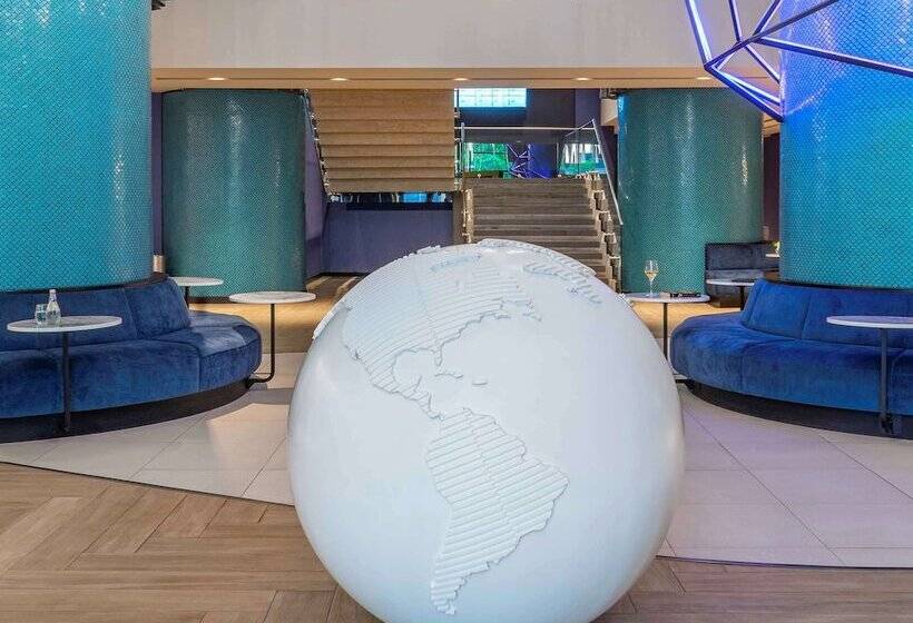 فندق Pullman Santiago El Bosque