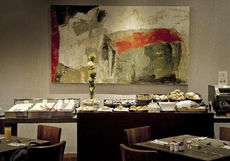 فندق Pullman Santiago El Bosque