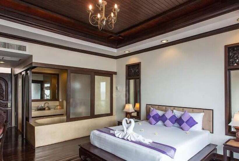 هتل Racha Kiri Resort And Spa Khanom