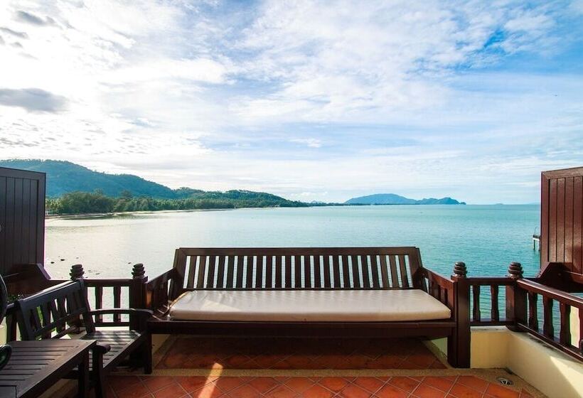호텔 Racha Kiri Resort And Spa Khanom