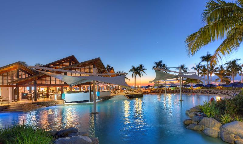 هتل Radisson Blu Resort Fiji