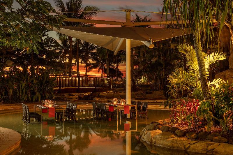 هتل Radisson Blu Resort Fiji