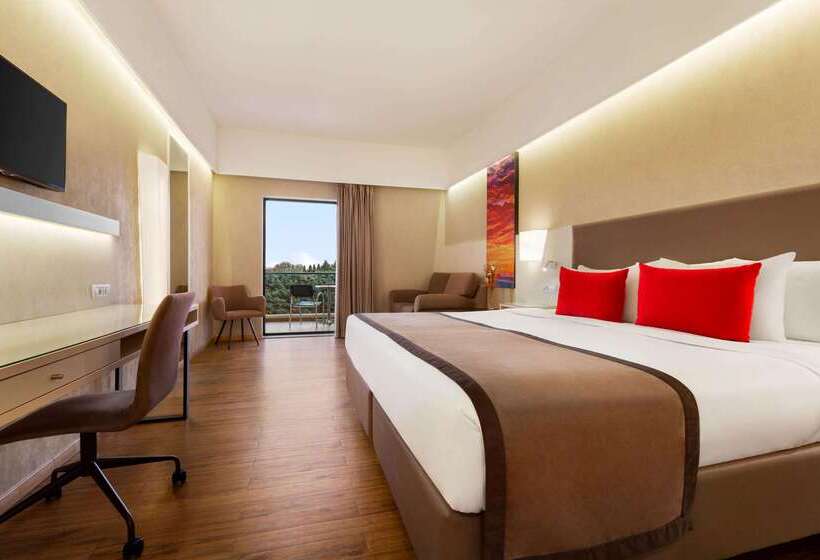 هتل Ramada Plaza By Wyndham Thraki