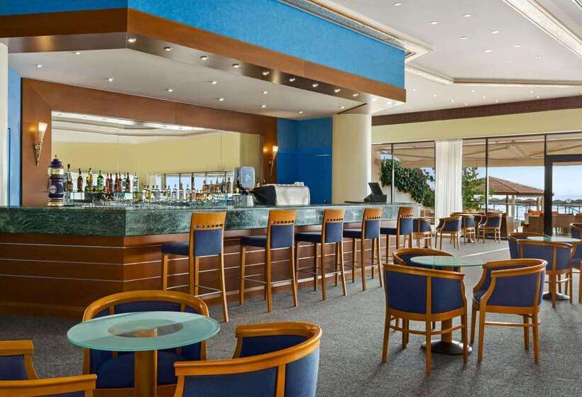 Отель Ramada Plaza By Wyndham Thraki