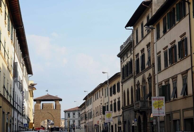 هتل Residence Porta Al Prato