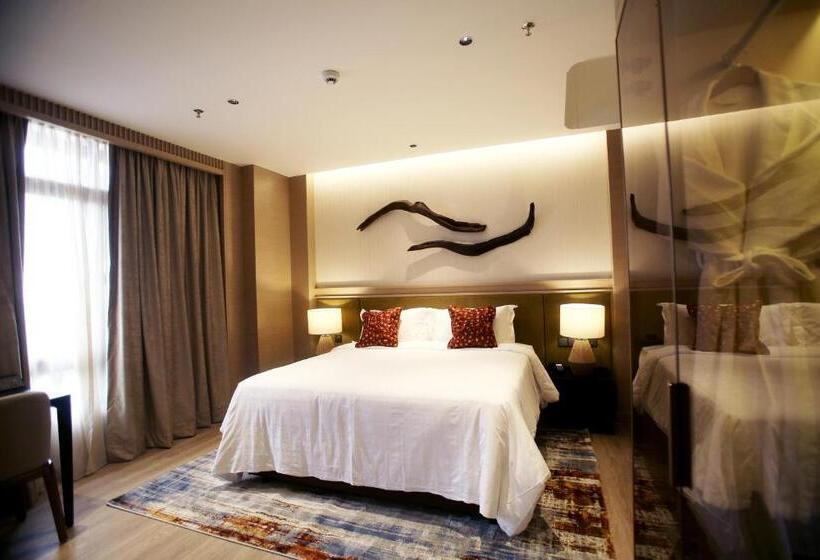 فندق Resorts World Awana