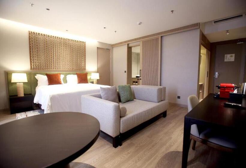 فندق Resorts World Awana