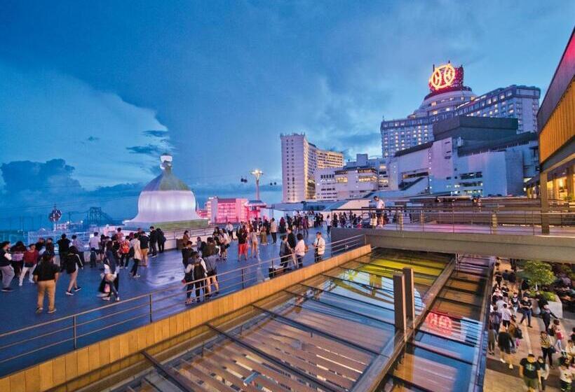 فندق Resorts World Awana