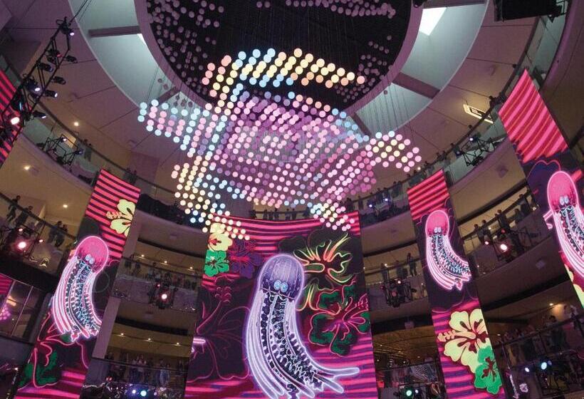 فندق Resorts World Awana