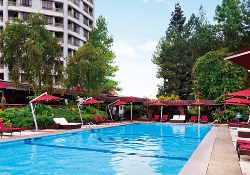 فندق Resorts World Awana