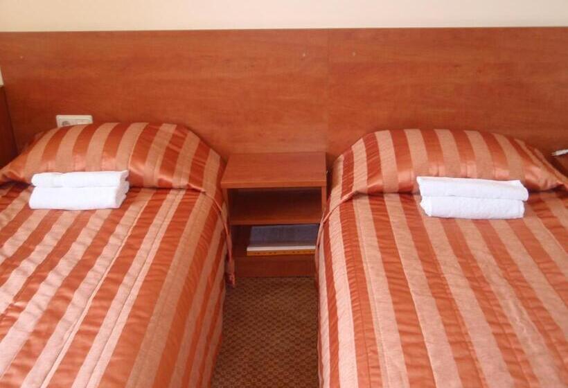 هتل Restaurant Smilga