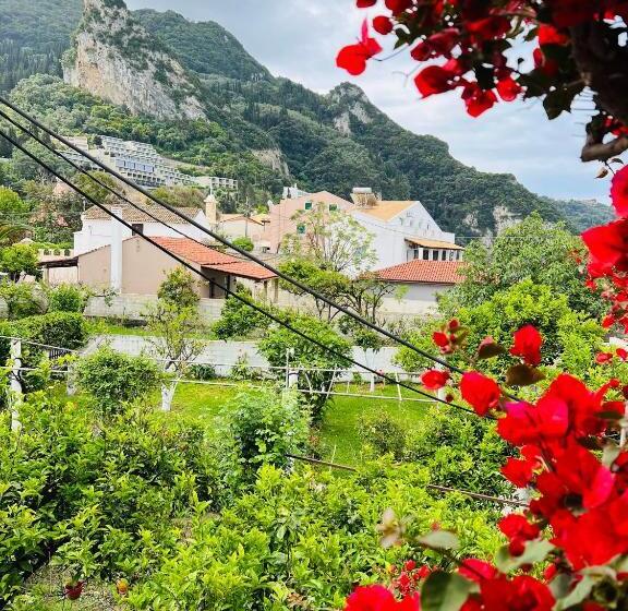 ホテル Romantic Palace Beach Apartments