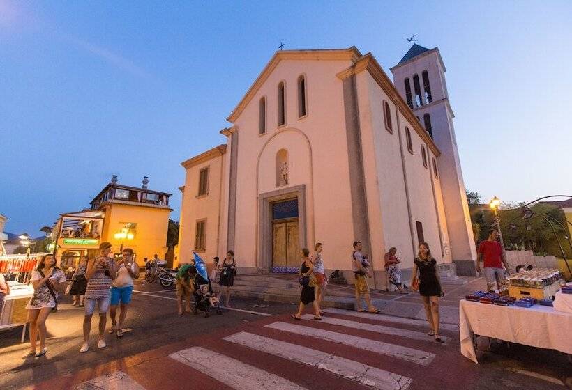 ホテル San Teodoro