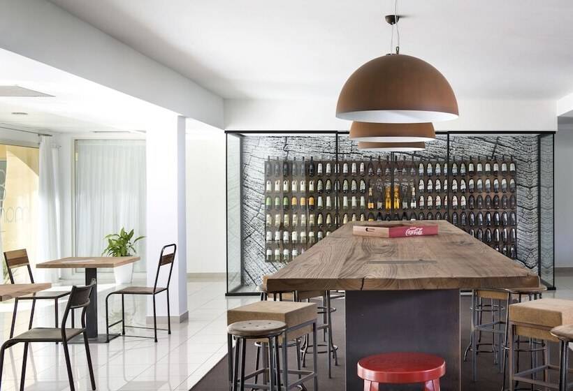 ホテル San Teodoro