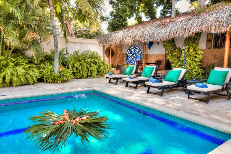 ホテル Santorini Express Y Cabañas