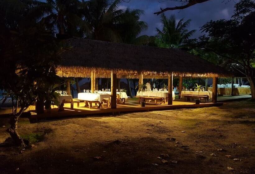 בית מלון כפרי Serenity Island Resort