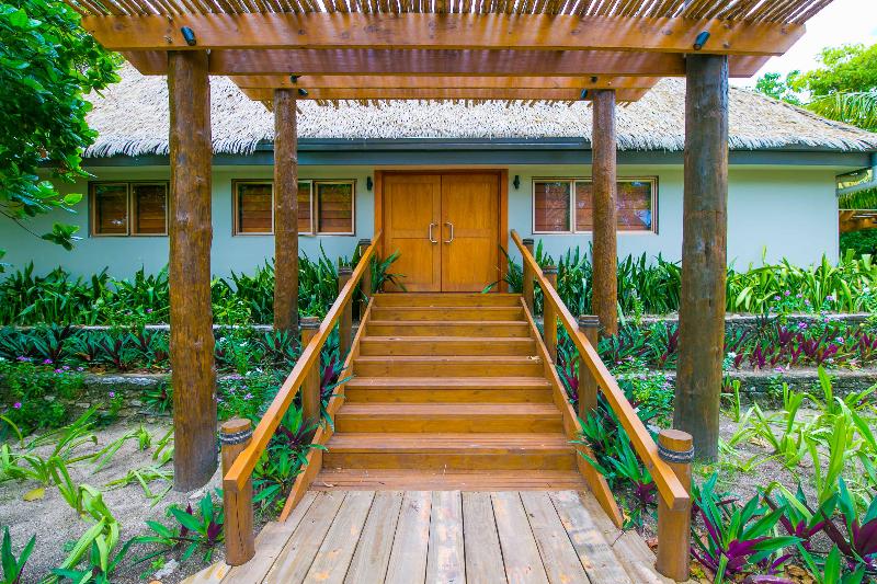 בית מלון כפרי Serenity Island Resort