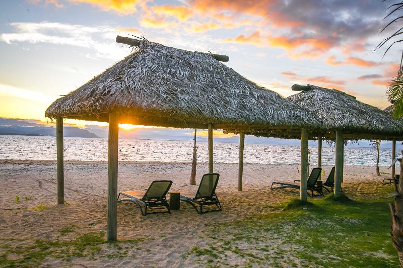 בית מלון כפרי Serenity Island Resort