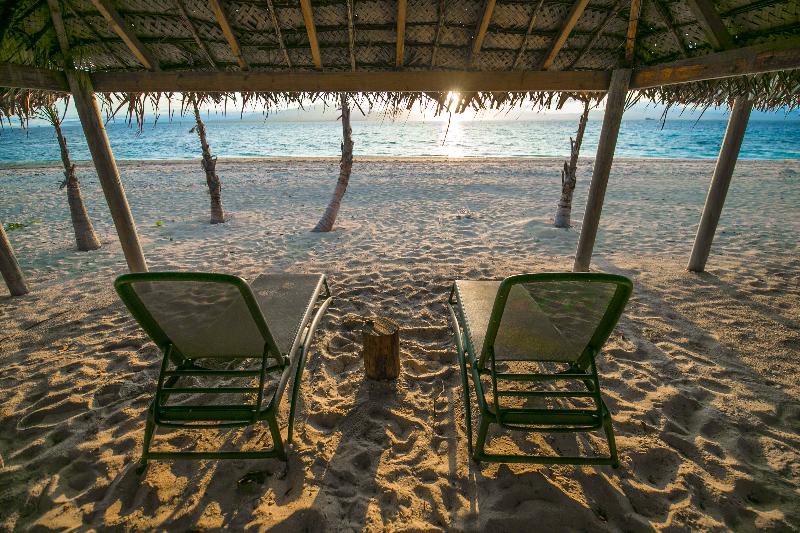 בית מלון כפרי Serenity Island Resort