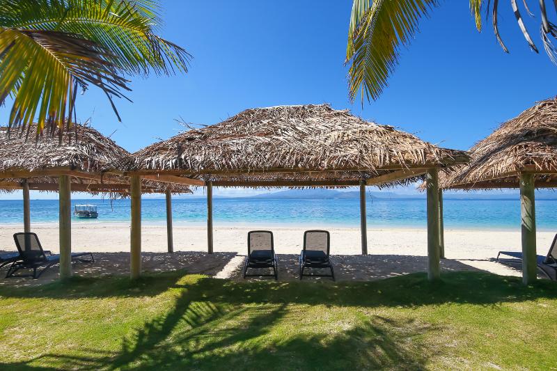 هتل Serenity Island Resort