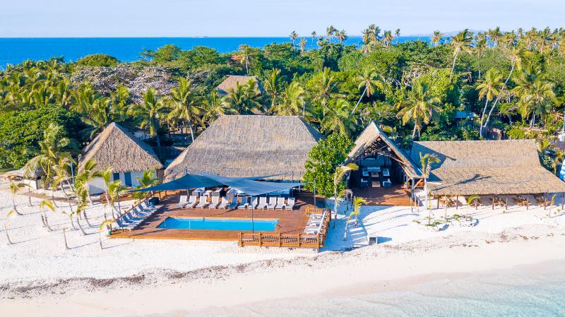 בית מלון כפרי Serenity Island Resort