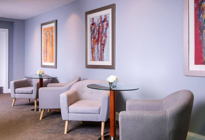 Shearwater Hotel & Spa