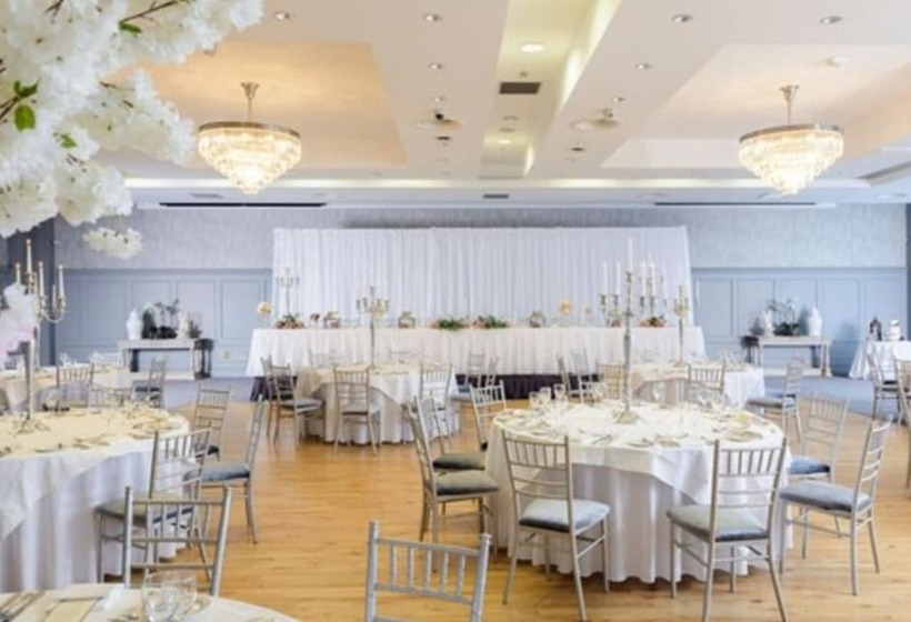 Shearwater Hotel & Spa