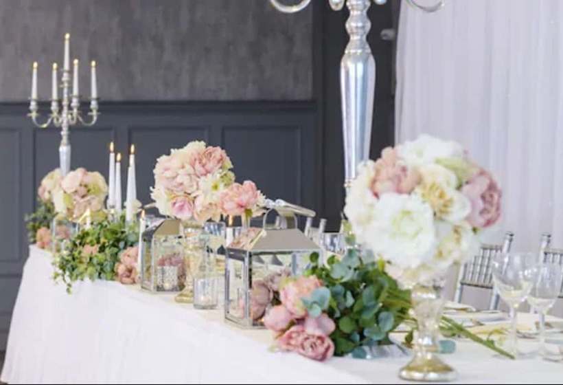 Shearwater Hotel & Spa