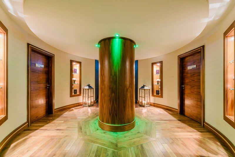 Shearwater Hotel & Spa