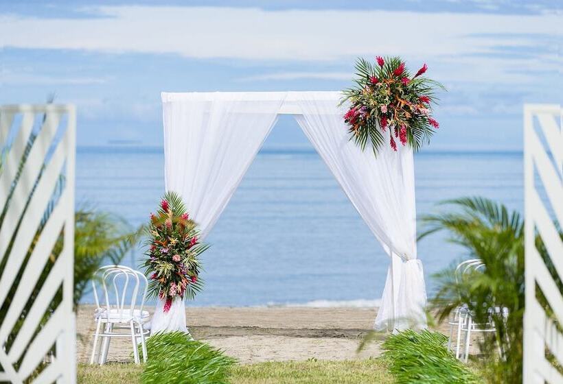ホテル Sheraton Fiji Golf & Beach Resort