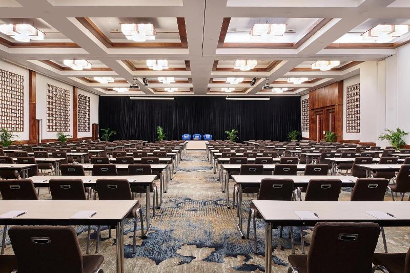 ホテル Sheraton Fiji Golf & Beach Resort