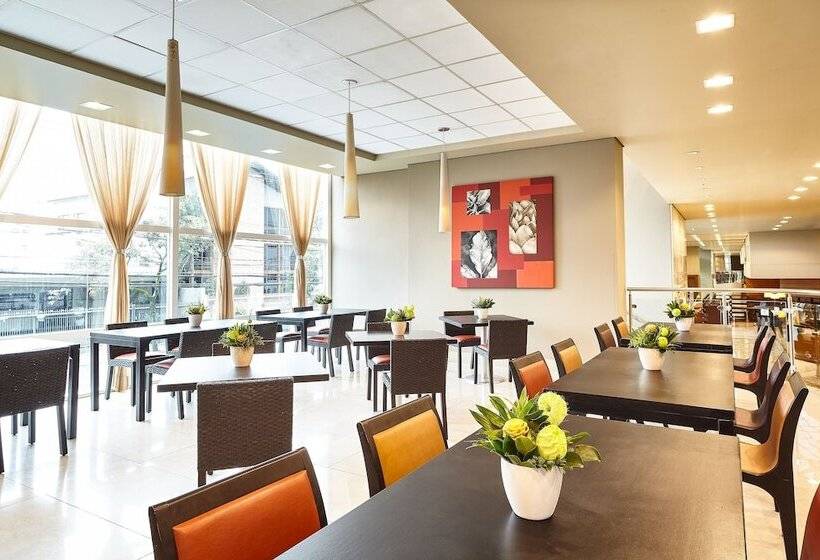 酒店 Sheraton Vitoria