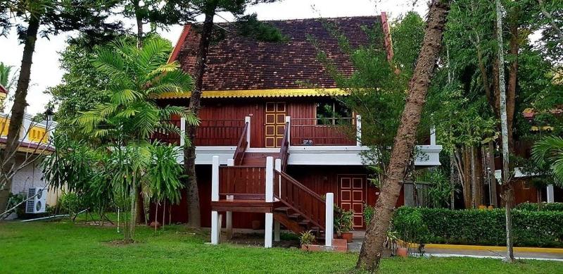 Hotel Siblanburi Resort