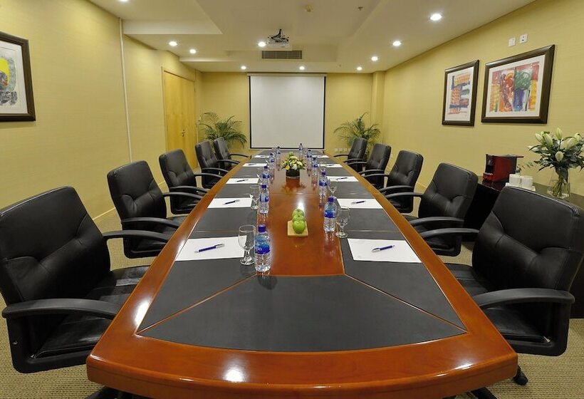 هتل Somerset Al Fateh Bahrain